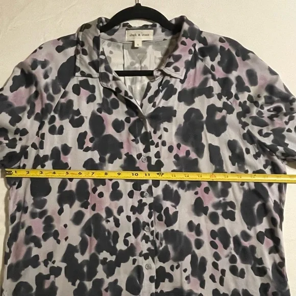 Anthropology Cloth & Stone blouse - Picture 6 of 10